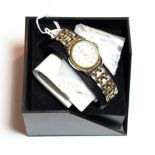 A lady's stainless steel Tissot wristwatch (boxed)