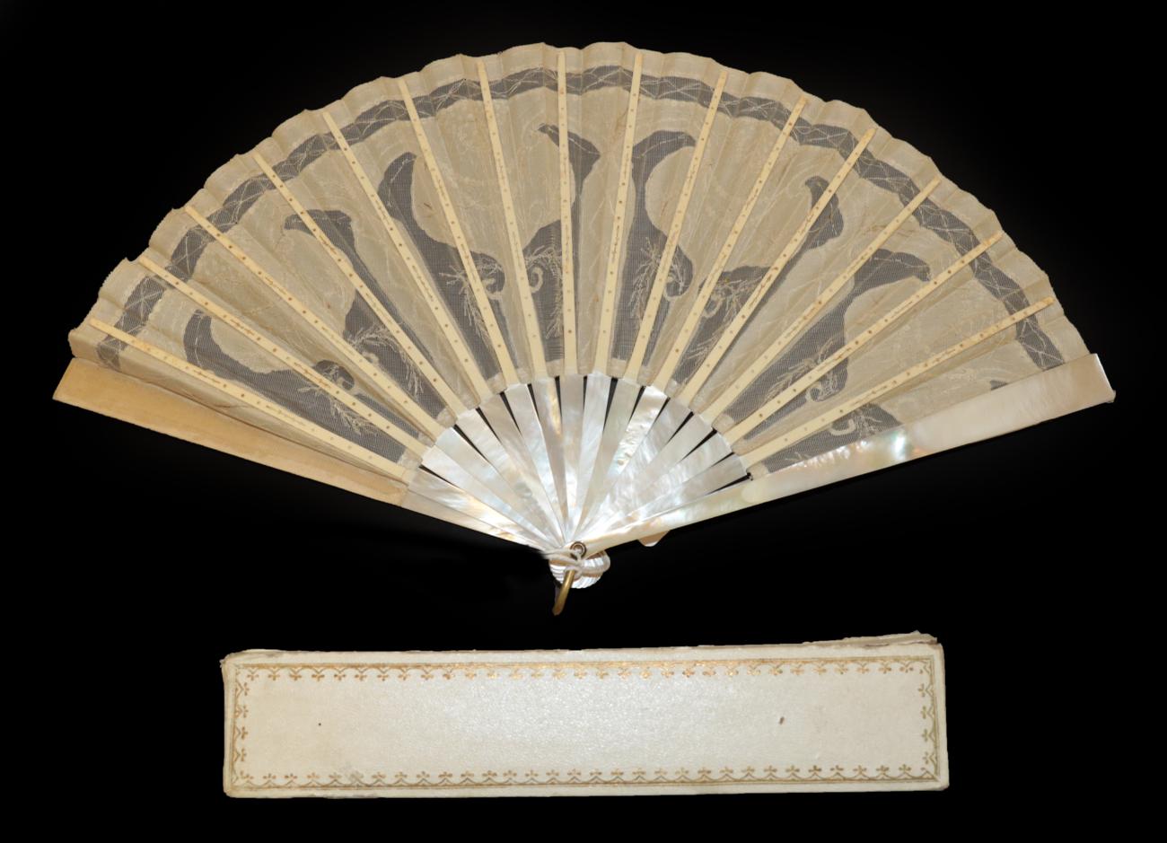 An Elegant Circa 1900 Sequin Fan, the monture of white Mother of Pearl, with bone ribs. - Image 2 of 2