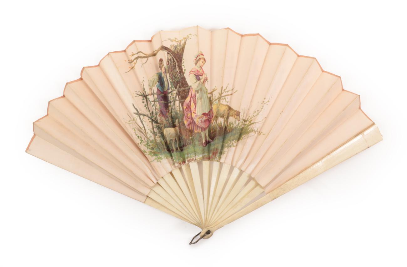 An Early 20th Century Mother-of-Pearl Fan, the pearl white, and gilded with flowers. - Image 4 of 5