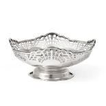 A George VI Silver Bowl, by Davis, Duff and Son, Birmingham, 1938, shaped circular and on