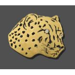 A Diamond Cheetah Brooch/Pendant, the yellow textured head and neck with a round brilliant cut
