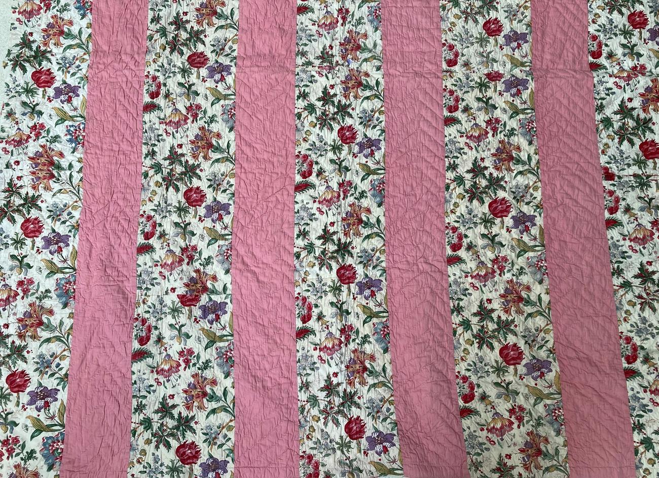 Early 20th Century Decorative Strippy Quilt, incorporating stripes of pale pink and coloured flowers - Image 2 of 3