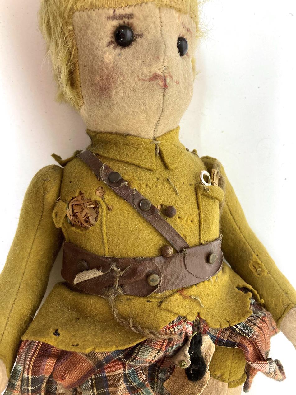 Early 20th Century Steiff Felt Scottish Soldier Doll, with centre seam to face, blond hair, felt - Image 5 of 6