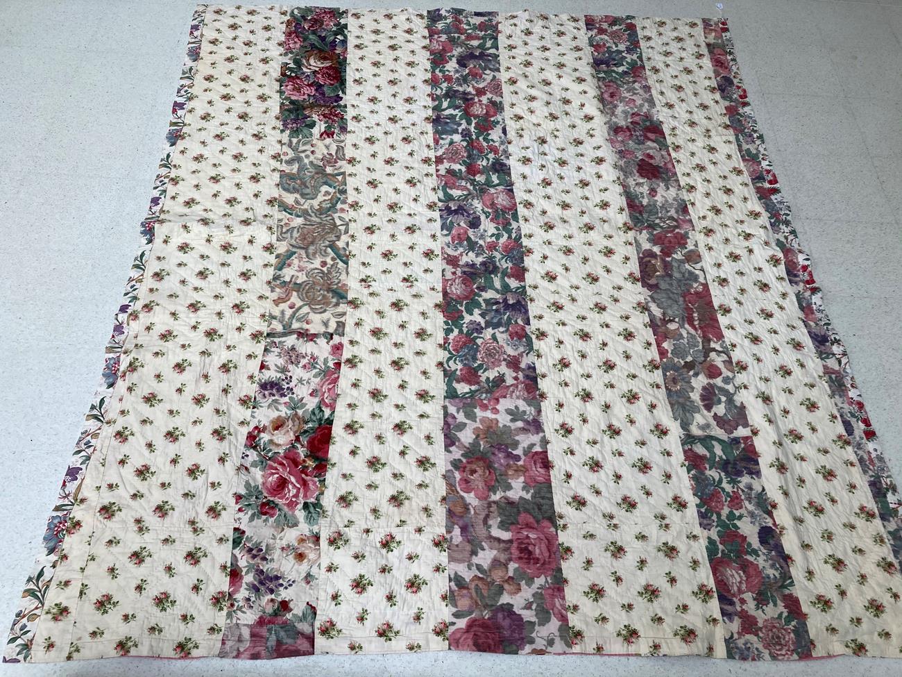 Early 20th Century Decorative Strippy Quilt, incorporating stripes of pale pink and coloured flowers - Image 3 of 3