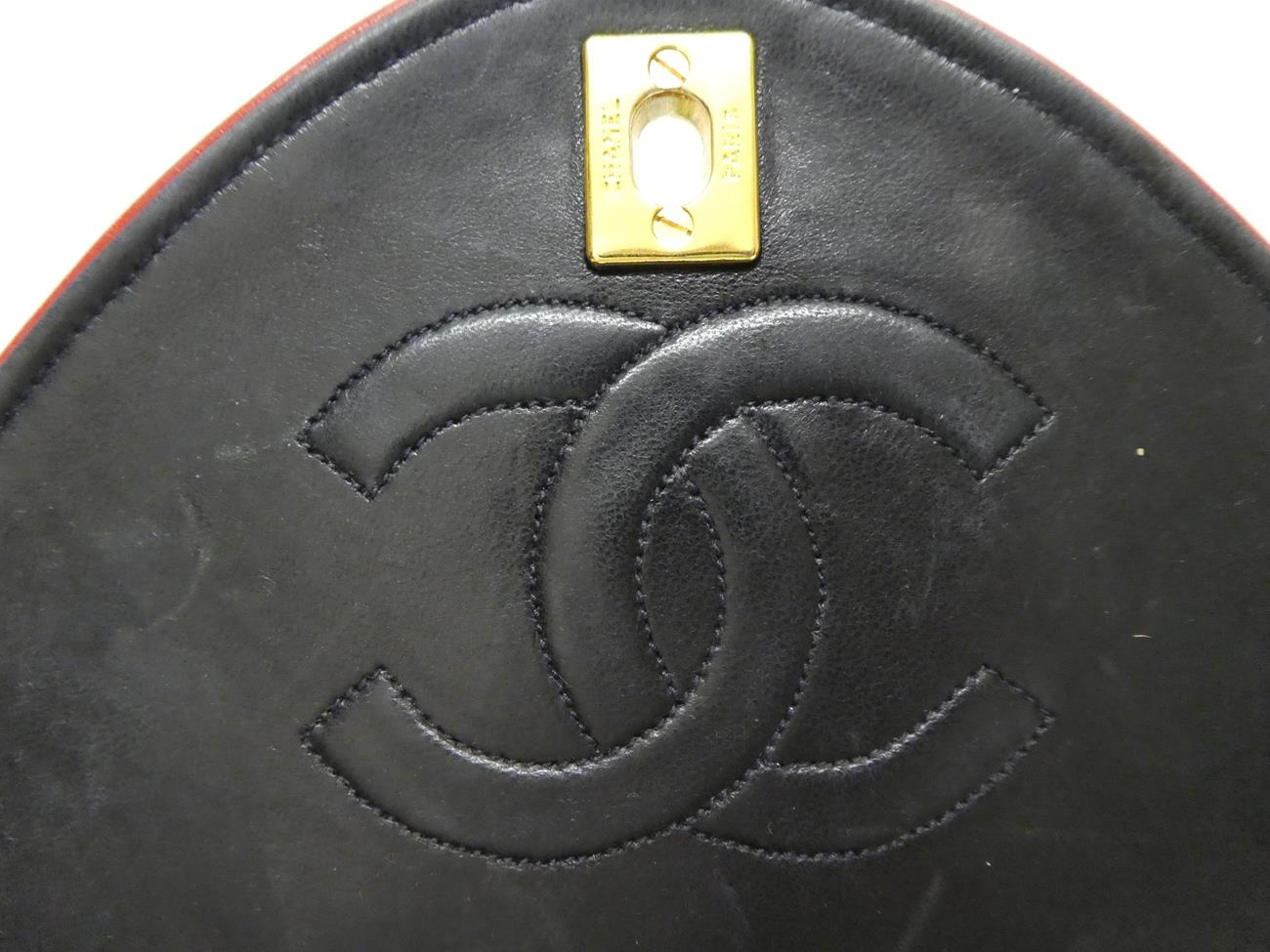 A Circa 1994-1996 Chanel Dark Blue Leather Quilted Shoulder Bag, the D-shaped flap secured by gilt - Image 6 of 6