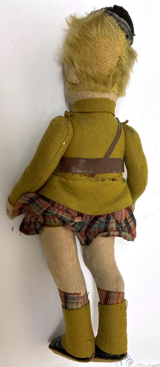 Early 20th Century Steiff Felt Scottish Soldier Doll, with centre seam to face, blond hair, felt - Image 6 of 6