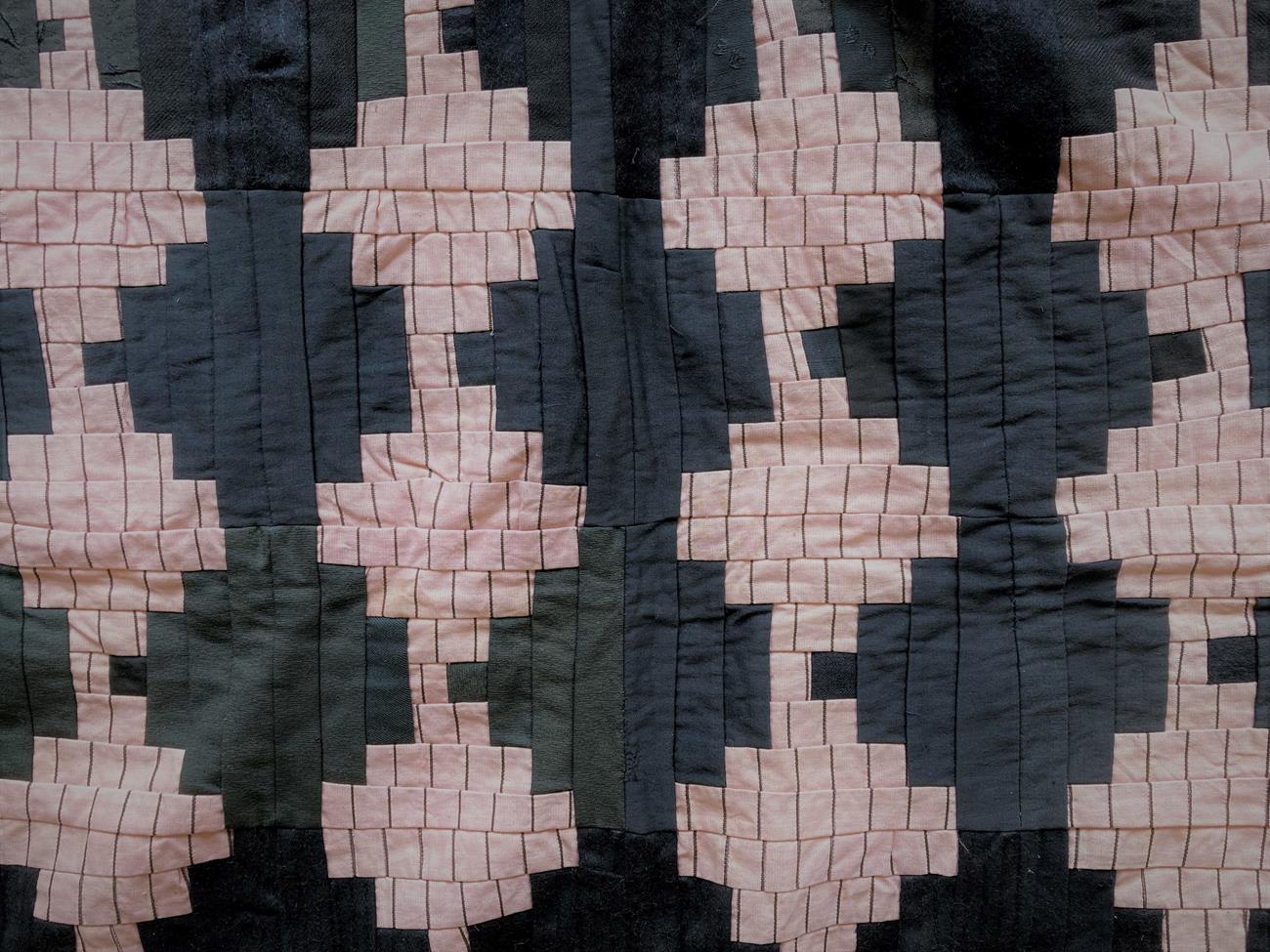 Late 19th/Early 20th Century Patchwork Quilt, incorporating pink and black patchwork motifs on a - Image 2 of 6