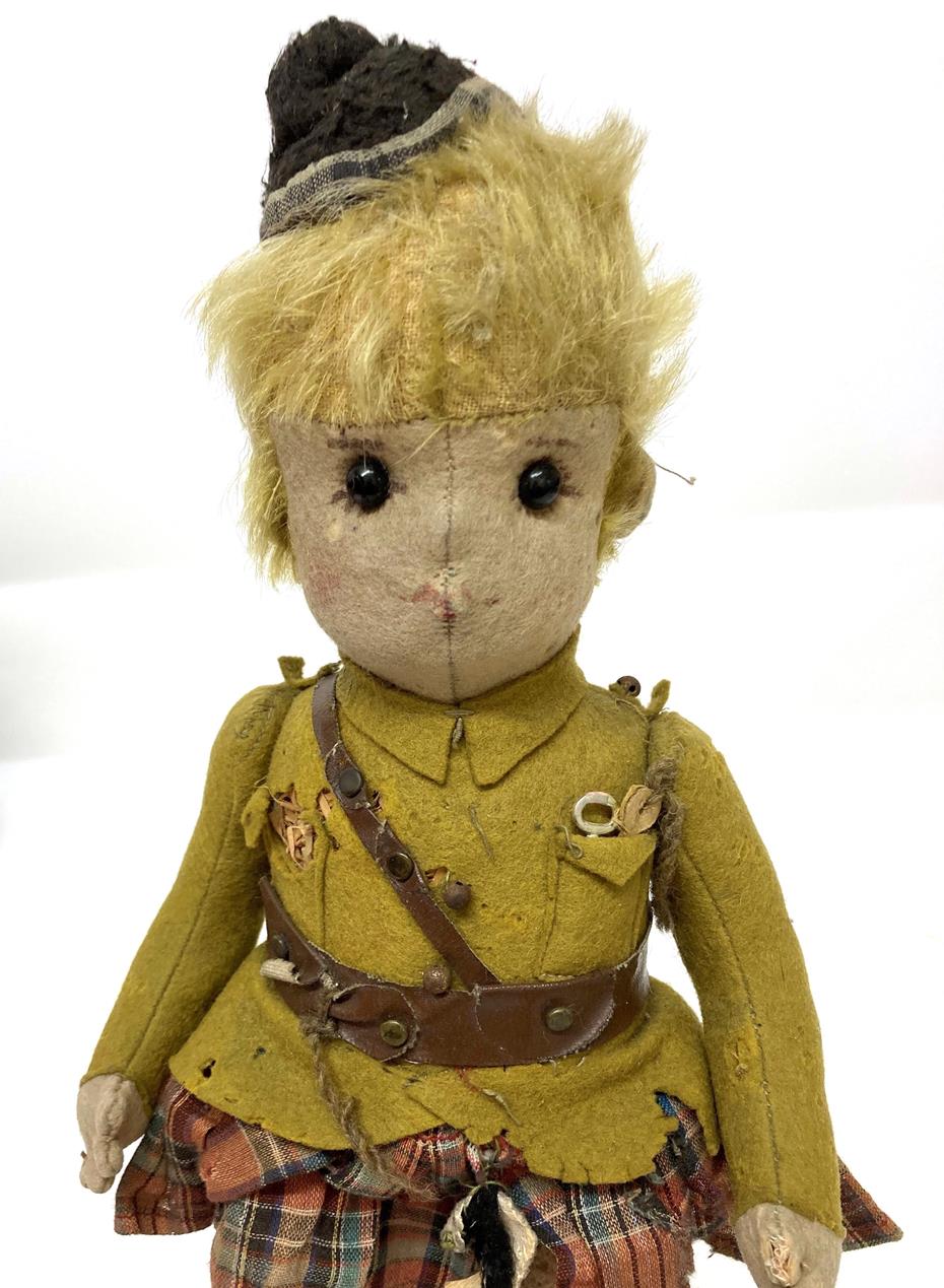 Early 20th Century Steiff Felt Scottish Soldier Doll, with centre seam to face, blond hair, felt - Image 4 of 6