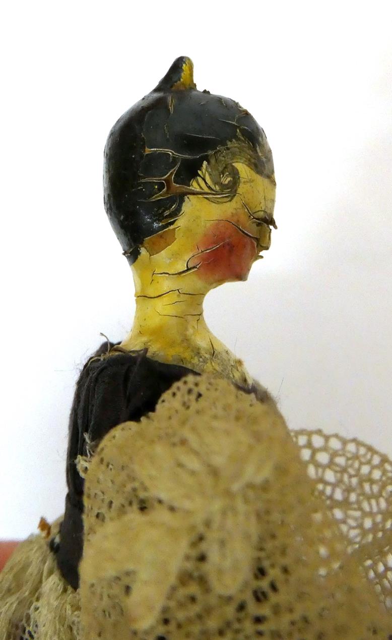 Mid 18th Century Carved and Painted Wooden Tuck Comb Doll, with painted locks to her forehead, - Image 9 of 13