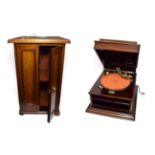 A Columbia Graphophone, the mahogany model gramophone, with Serial plaque No. 80303, 12-inch