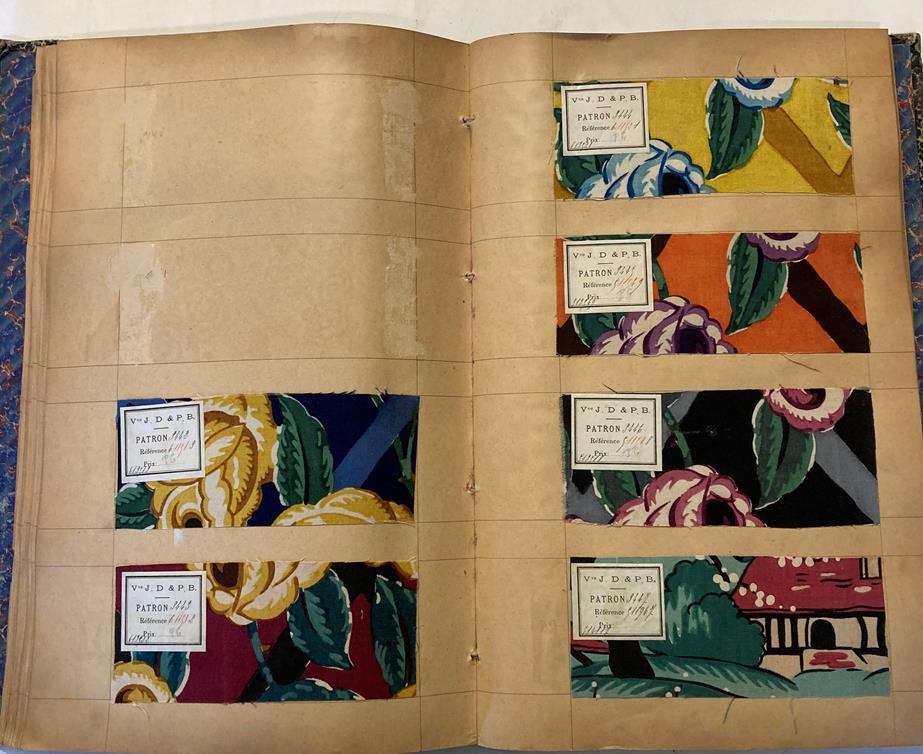 French Fabric Sample Book, circa 1920's Enclosing printed linens, glazed cotton, cotton in floral, - Image 51 of 105