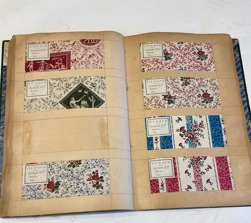 French Fabric Sample Book, circa 1920's Enclosing printed linens, glazed cotton, cotton in floral, - Image 95 of 105