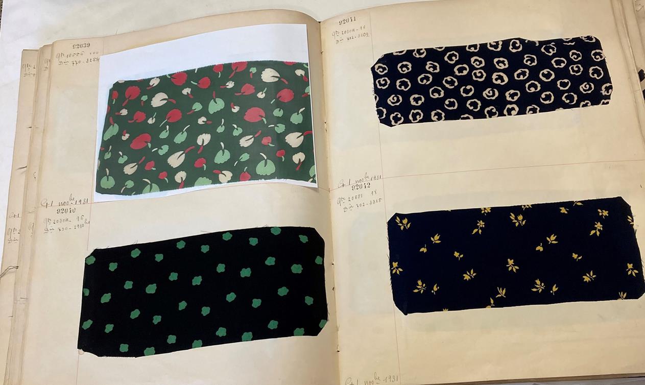 French Fabric Sample Book, circa 19203/30 Comprising mainly printed silks and chiffons, in spot, - Image 71 of 167
