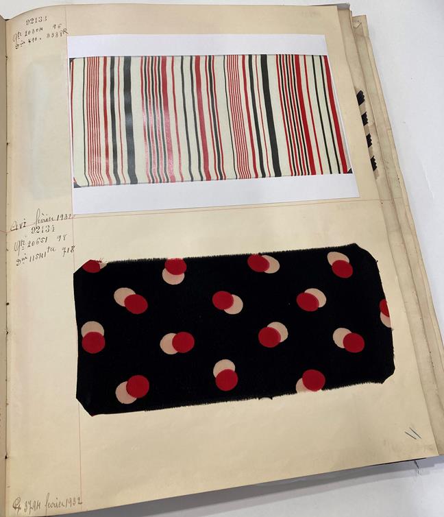 French Fabric Sample Book, circa 19203/30 Comprising mainly printed silks and chiffons, in spot, - Image 98 of 167