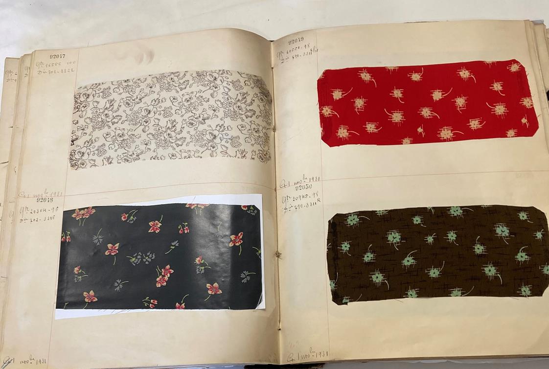 French Fabric Sample Book, circa 19203/30 Comprising mainly printed silks and chiffons, in spot, - Image 74 of 167