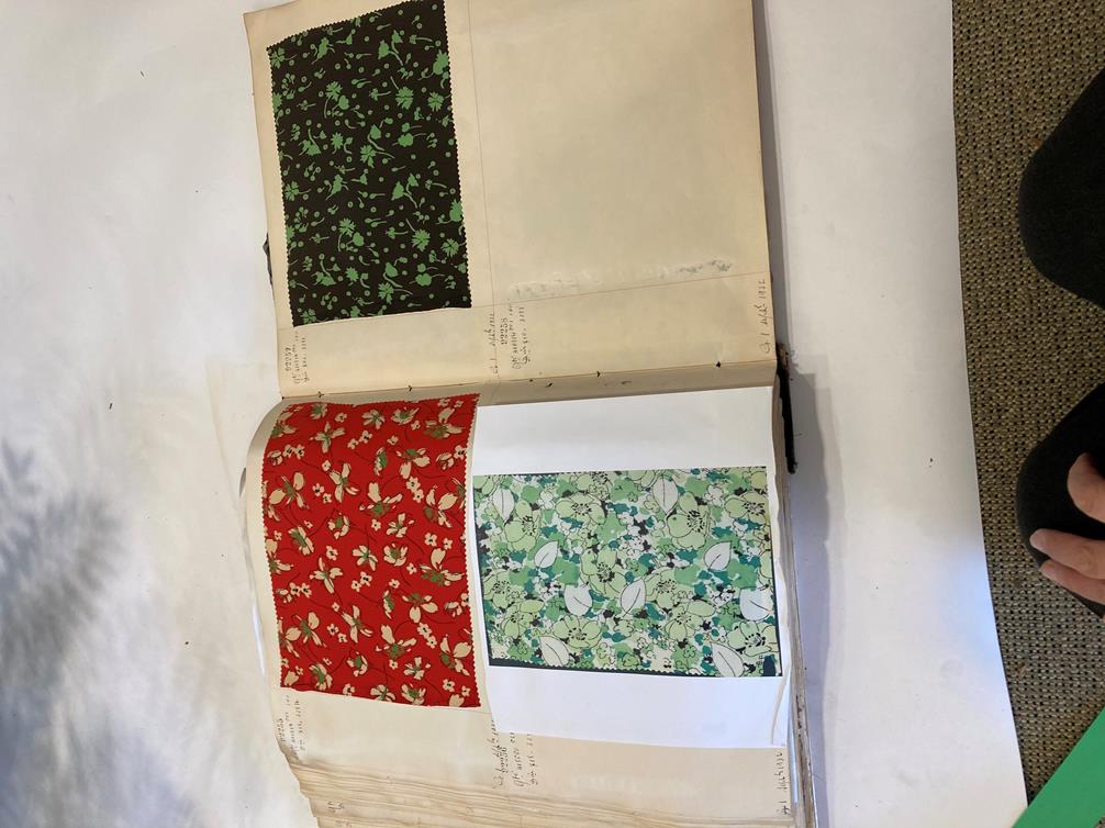 French Fabric Sample Book, circa 19203/30 Comprising mainly printed silks and chiffons, in spot, - Image 133 of 167