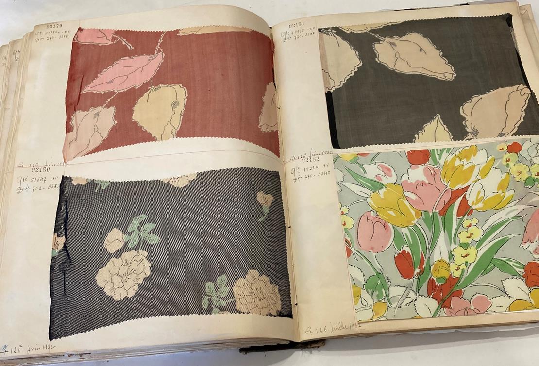 French Fabric Sample Book, circa 19203/30 Comprising mainly printed silks and chiffons, in spot, - Image 109 of 167
