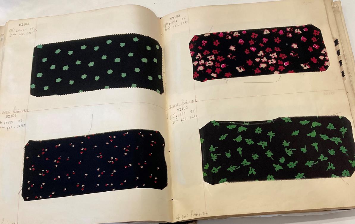 French Fabric Sample Book, circa 19203/30 Comprising mainly printed silks and chiffons, in spot, - Image 91 of 167