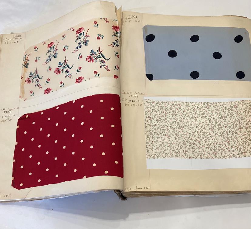 French Fabric Sample Book, circa 19203/30 Comprising mainly printed silks and chiffons, in spot, - Image 36 of 167