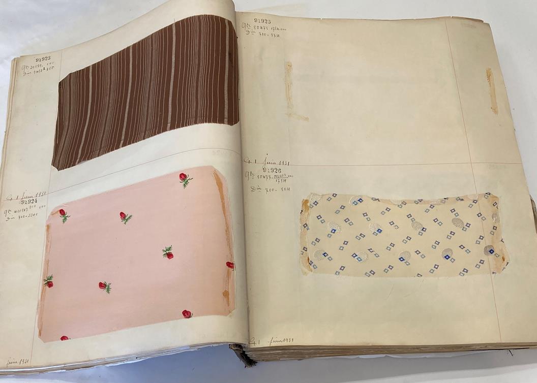 French Fabric Sample Book, circa 19203/30 Comprising mainly printed silks and chiffons, in spot, - Image 37 of 167