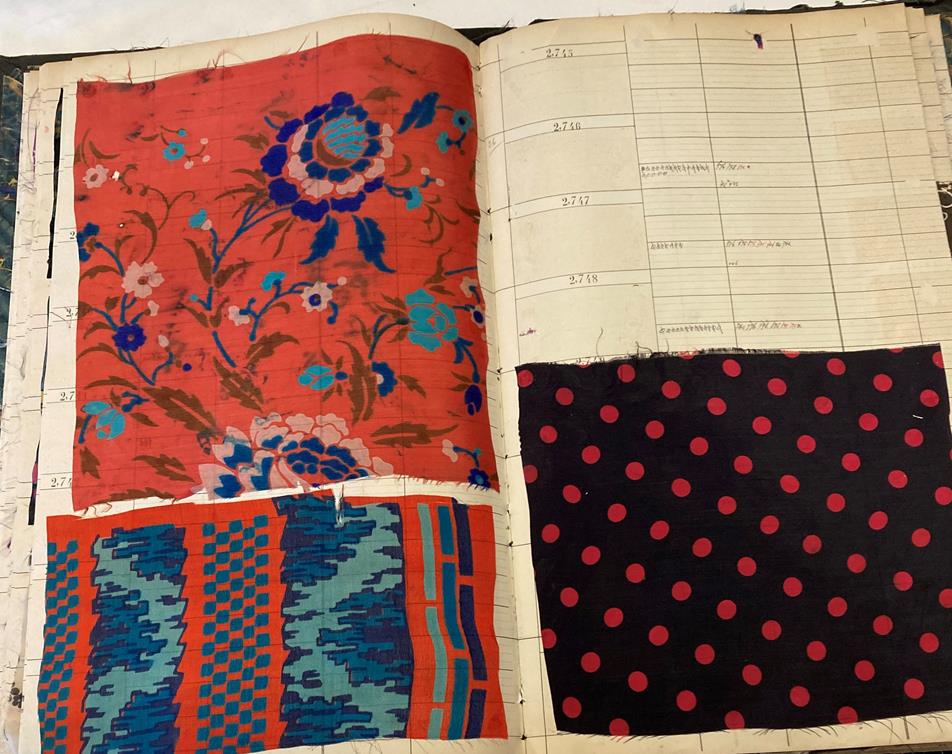 French Fabric Sample Book, circa 19203/30 Comprising mainly printed silks and chiffons, in spot, - Image 9 of 167