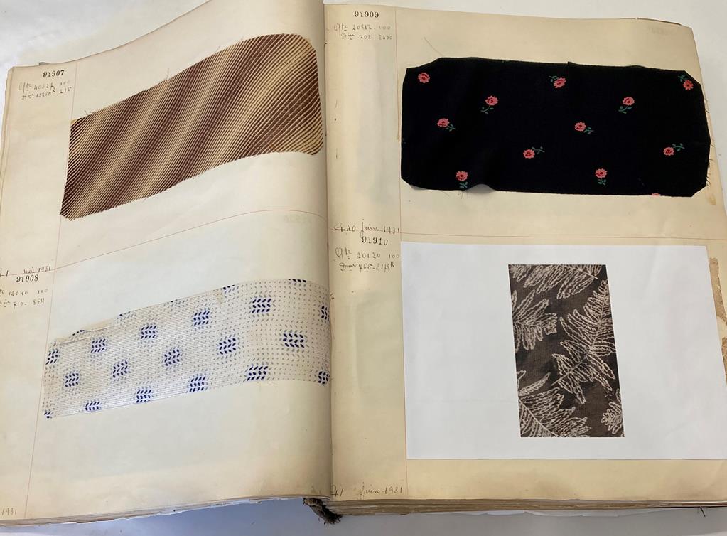 French Fabric Sample Book, circa 19203/30 Comprising mainly printed silks and chiffons, in spot, - Image 33 of 167