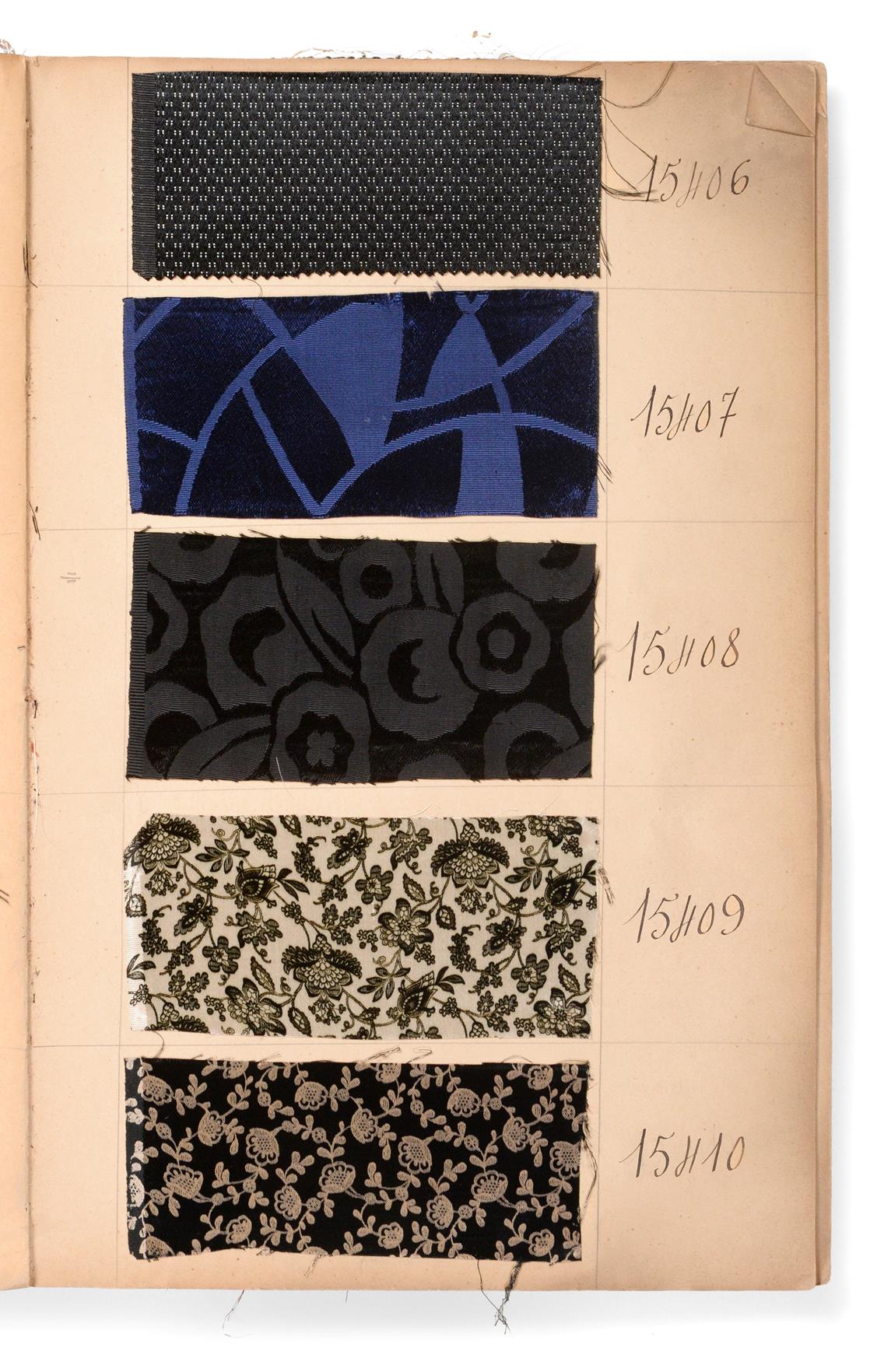 French Fabric Sample Book, early 20th century Including coloured, textured, striped, brocade - Image 4 of 5