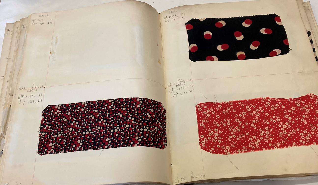 French Fabric Sample Book, circa 19203/30 Comprising mainly printed silks and chiffons, in spot, - Image 95 of 167