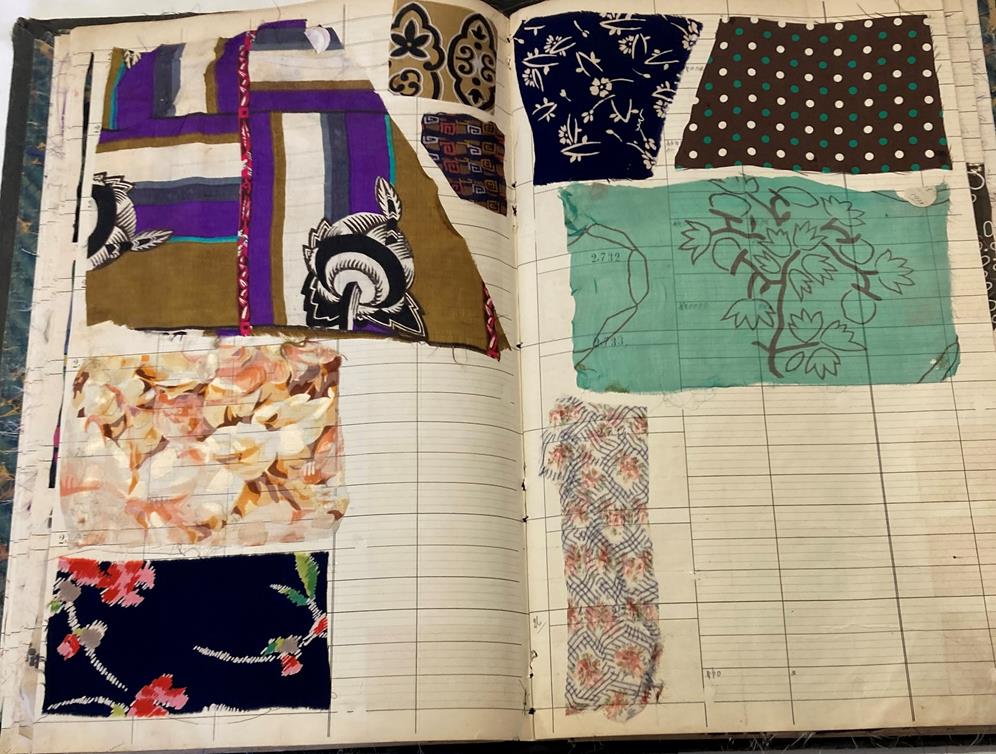 French Fabric Sample Book, circa 19203/30 Comprising mainly printed silks and chiffons, in spot, - Image 7 of 167