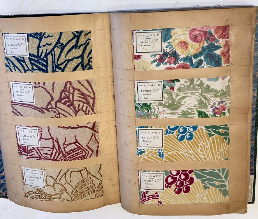 French Fabric Sample Book, circa 1920's Enclosing printed linens, glazed cotton, cotton in floral, - Image 102 of 105