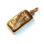 A 9 carat gold nugget pendant, length 4.0cm . Gross weight 31.5 grams