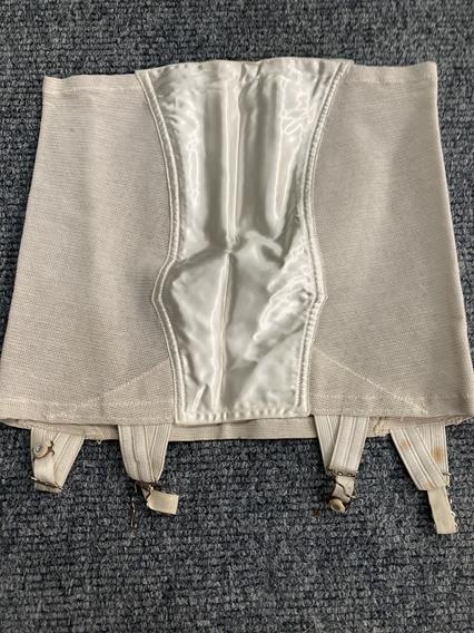 Assorted Early 20th Century Costume Accessories, comprising silk lingerie, night dresses, white - Image 12 of 20