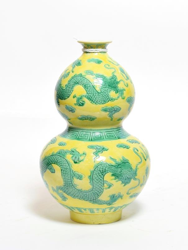 A Chinese double gourd vase