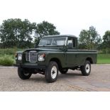 1981 LWB Series 3 Landrover Registration number: VUR 572W Date of first registration: 20/06/2001 (