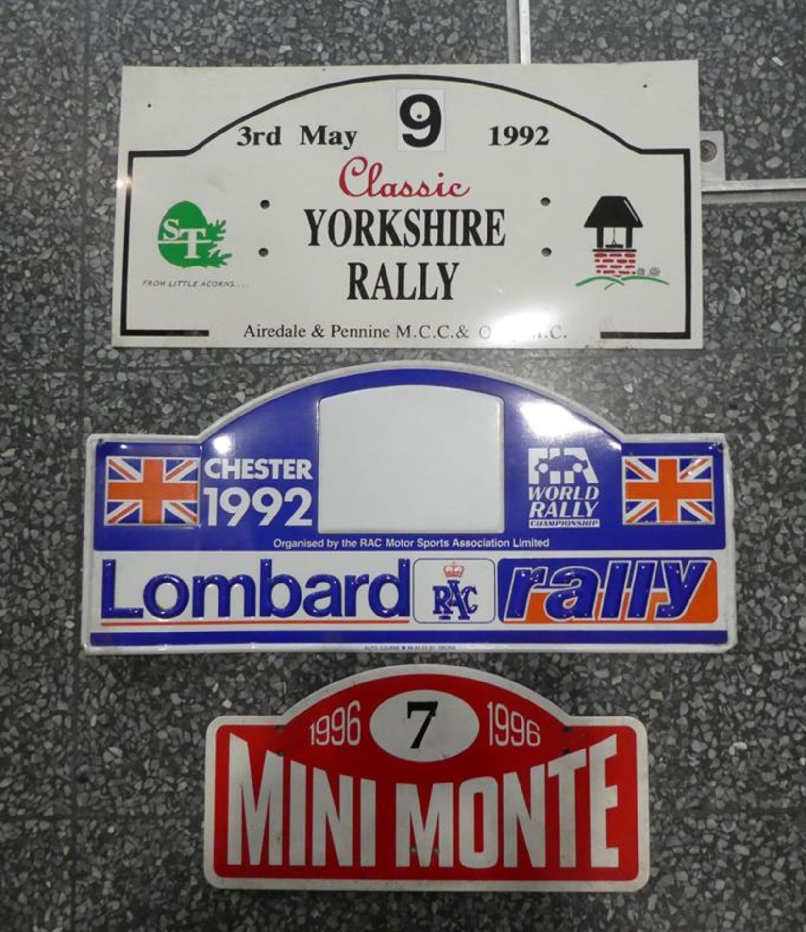 A Box of Assorted Number Plates and Signs, to include old-style pressed metal examples, modern - Image 4 of 4