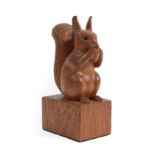 Woodpeckerman: Stan Dodds (1928-2012): A Carved English Oak Squirrel, sitting up on it's haunches
