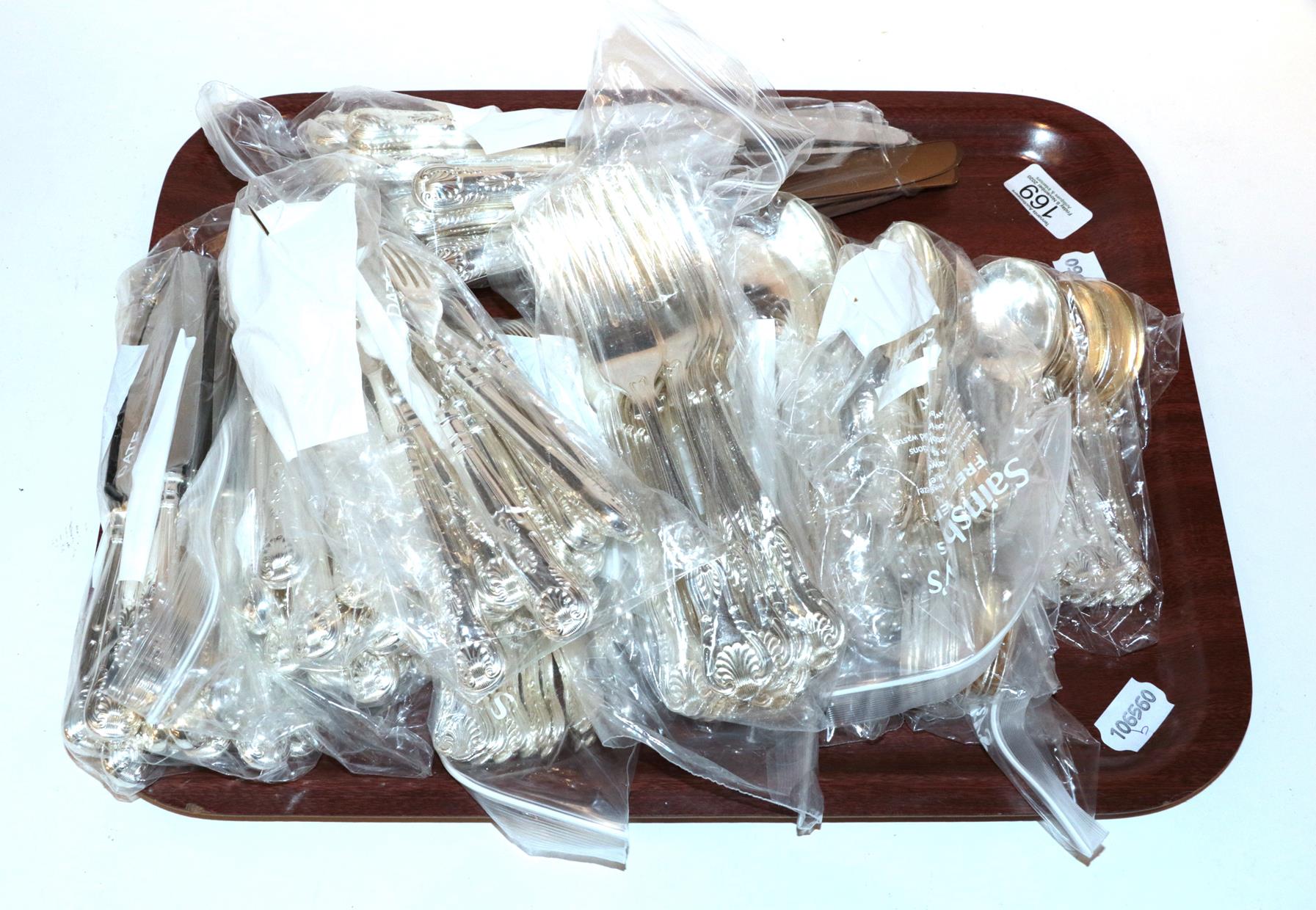 A quantity of silver plated Kings pattern cutlery
