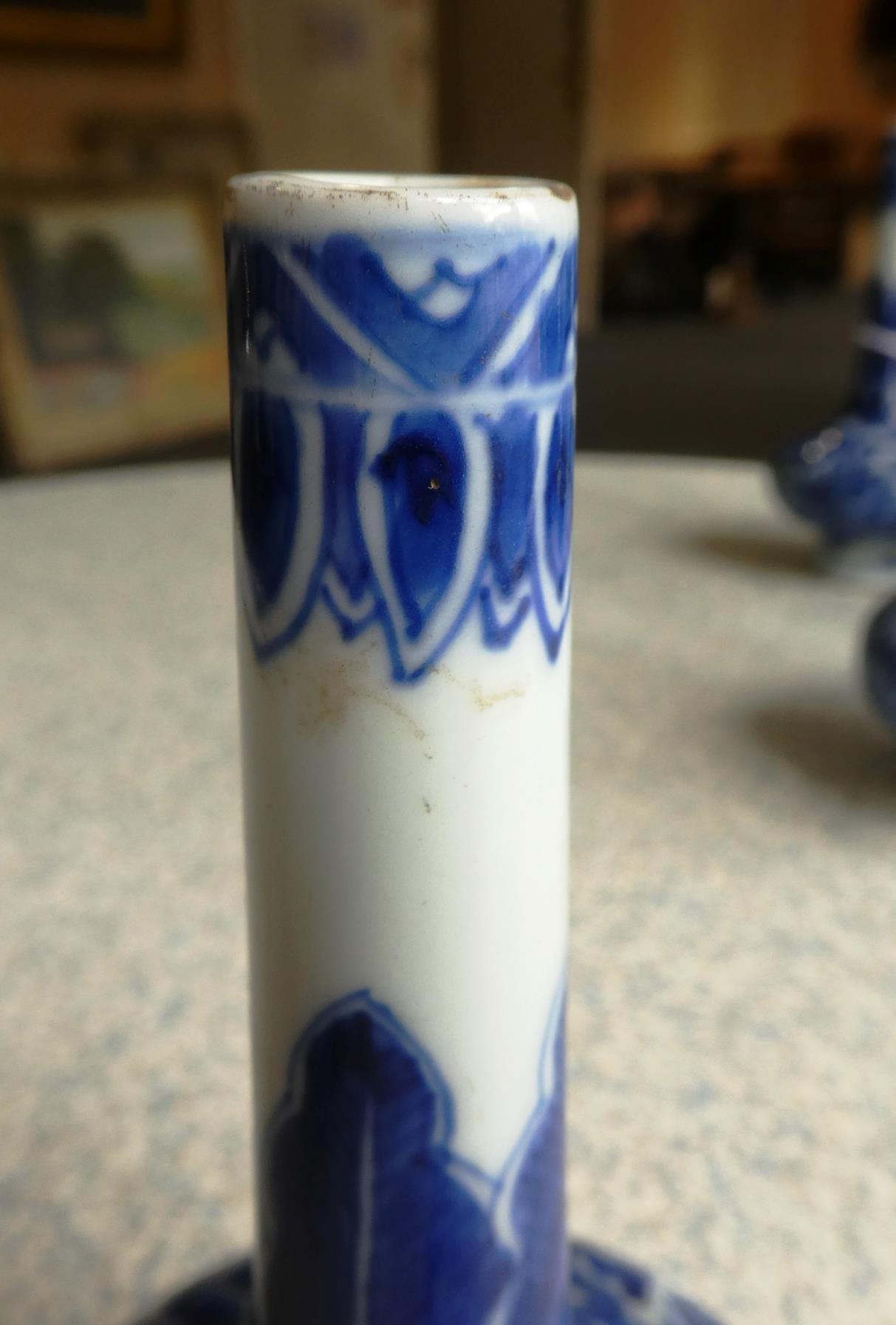 A Matched Garniture of Five Chinese Porcelain Bottle Vases, Kangxi, painted in underglaze blue - Image 43 of 48