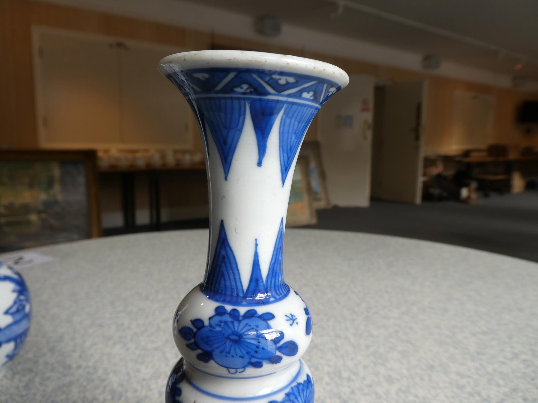 A Matched Pair of Chinese Porcelain Double Gourd Vases, Kangxi, with trumpet necks, painted in - Image 10 of 31