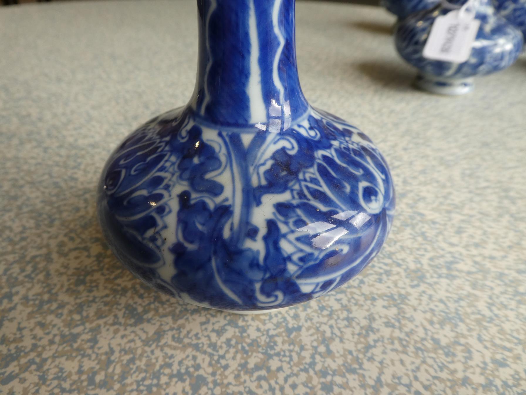 A Matched Garniture of Five Chinese Porcelain Bottle Vases, Kangxi, painted in underglaze blue - Image 38 of 48