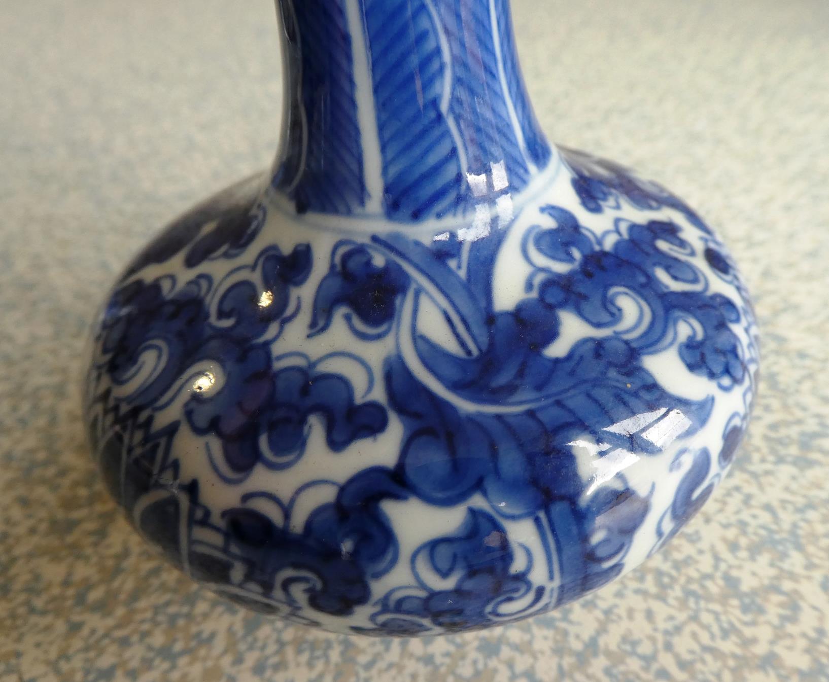 A Matched Garniture of Five Chinese Porcelain Bottle Vases, Kangxi, painted in underglaze blue - Image 31 of 48