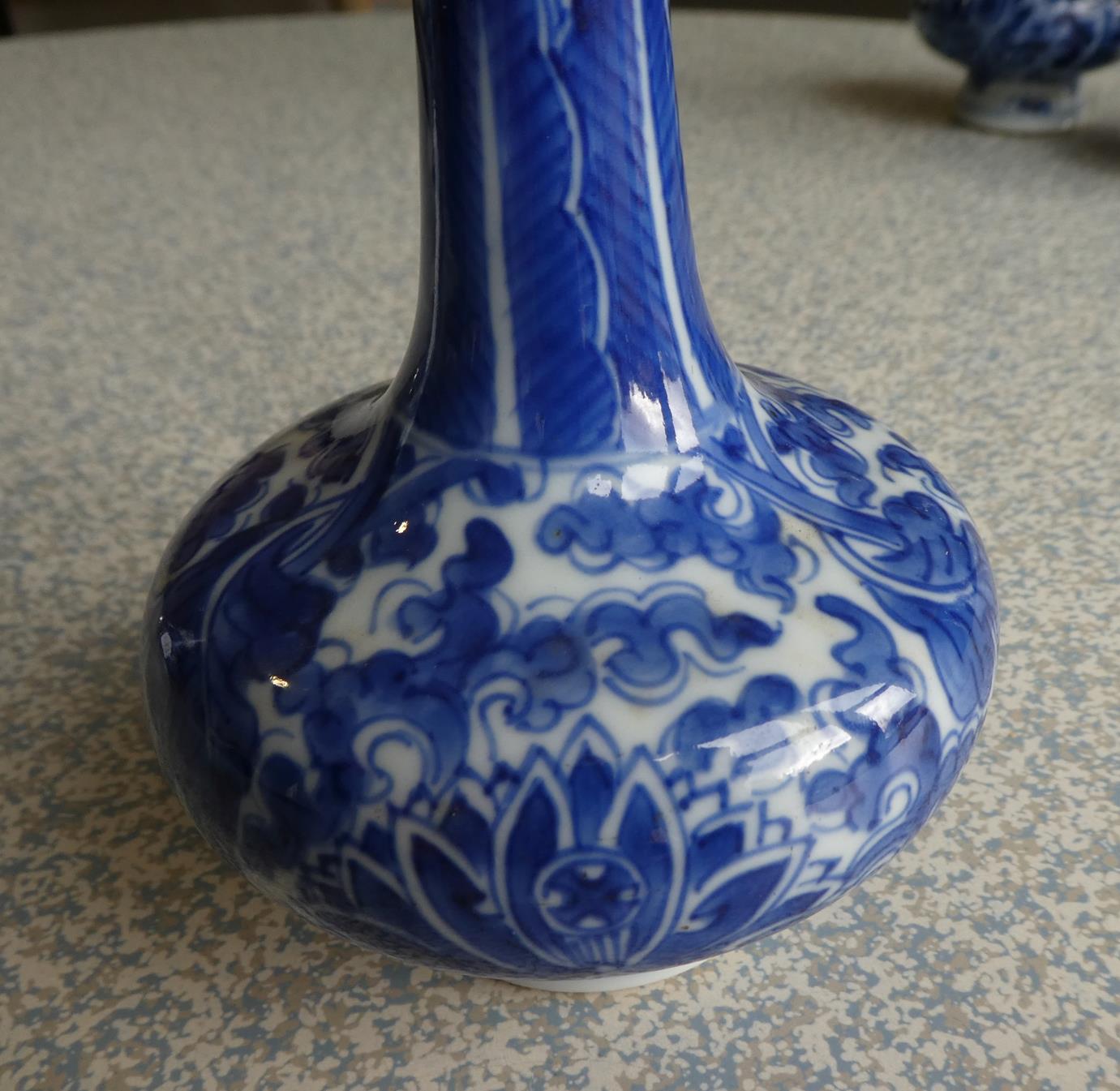 A Matched Garniture of Five Chinese Porcelain Bottle Vases, Kangxi, painted in underglaze blue - Image 20 of 48