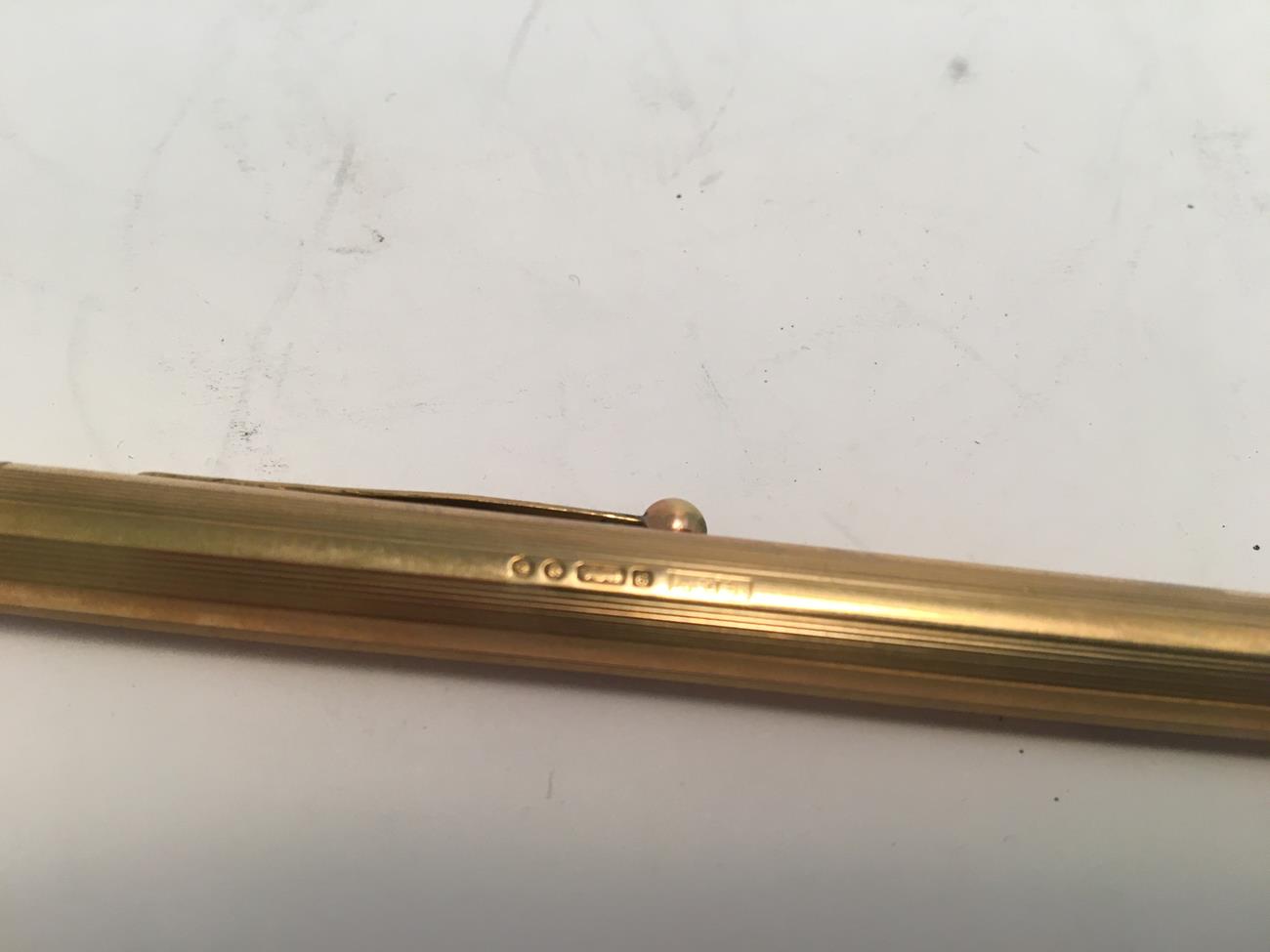 A George V Gold Waterman's Ideal Propelling-Pencil and an Edward VIII Waterman's Ideal Gold - Image 8 of 9