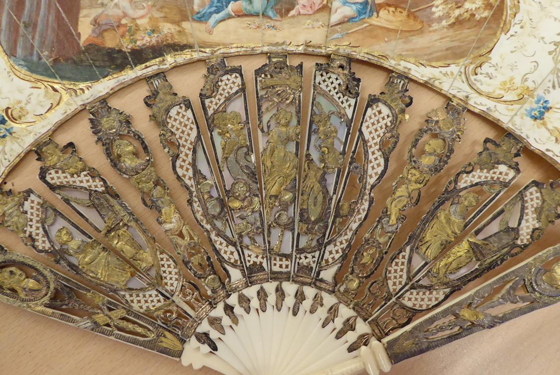 Mars and Venus: An 18th Century Ivory Fan with ornate gilded and silvered gorge, a central cartouche - Image 3 of 17