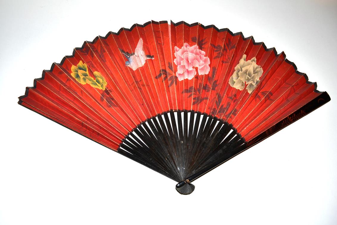 Japan: A Bone Fan with double paper leaf, the recto painted with a spray of pastel blooms in full - Image 3 of 5