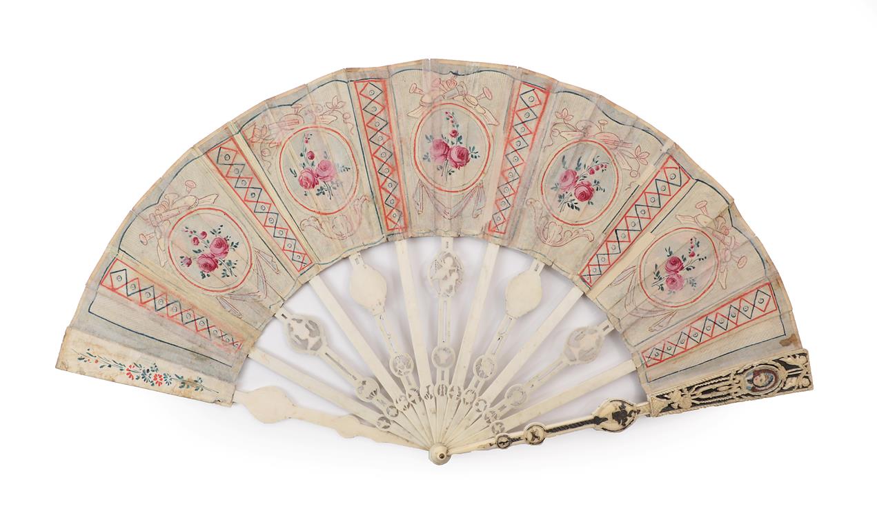 Portraits: A Fine Mid-18th Century Ivory Fan with elaborately shaped monture, designed to coordinate - Image 2 of 2