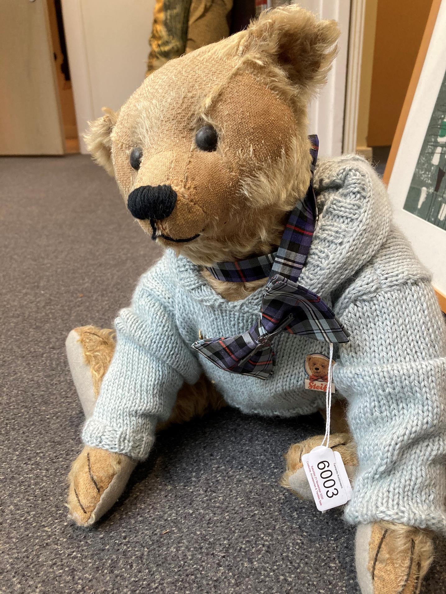 Early 20th Century Steiff Jointed Teddy Bear, in yellow plush with stitched nose, boot button - Image 2 of 6