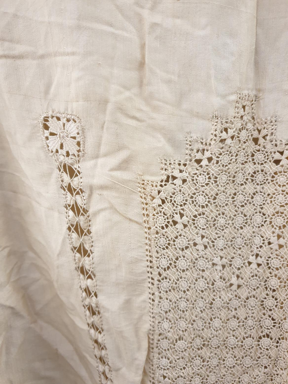 Early 20th Century Cream Silk Robe with drawn thread work, inserted lace panel to the reverse, patch - Image 2 of 6