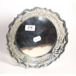 An Edward VII silver dish, by The Goldsmiths and Silversmiths Co. Ltd., London, 1904, shaped circlar