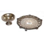 A silver waiter and a pedestal dish, 21cm diameter